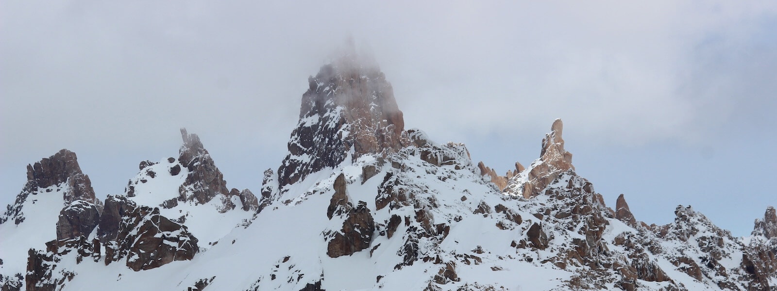 la hoya ski resort and the patagonia landscape