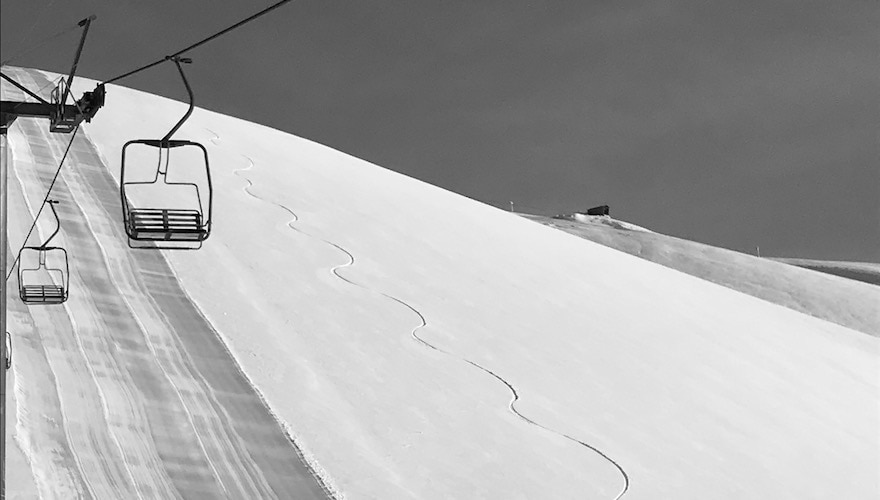 skiing powder in corralco ski resort